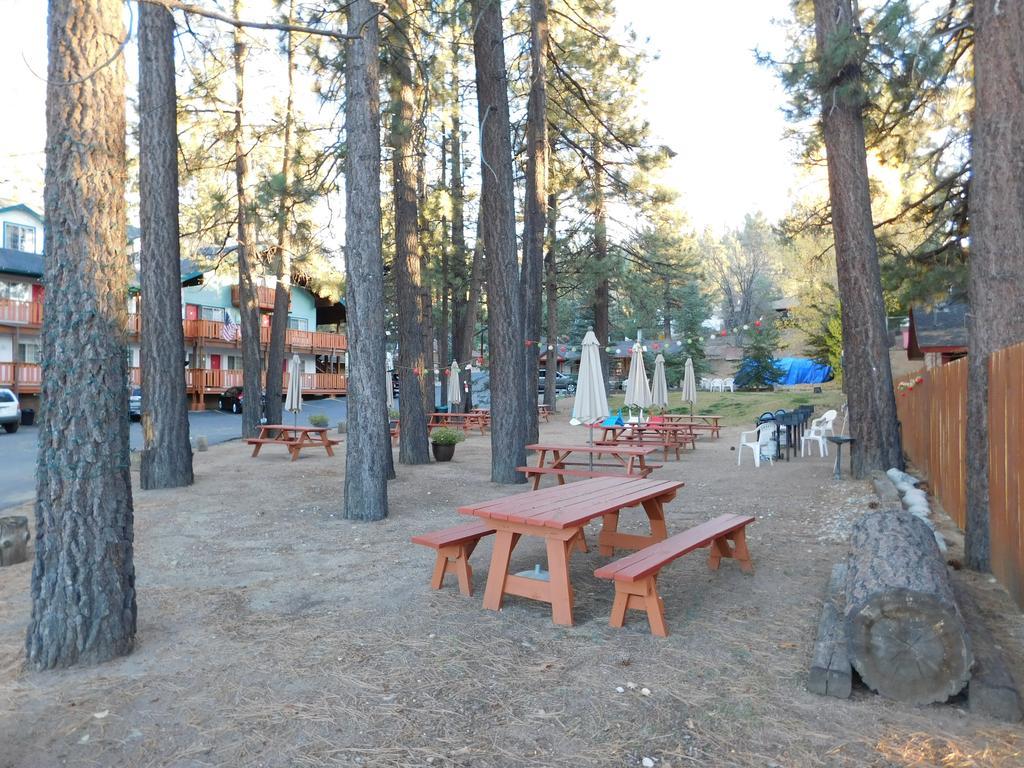 Honey Bear Lodge & Cabins Біг-Бер-Лейк Екстер'єр фото